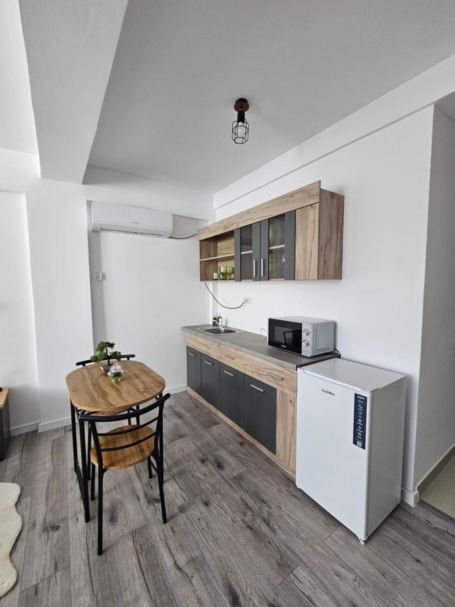 Didi Apartament Craiova Esterno foto